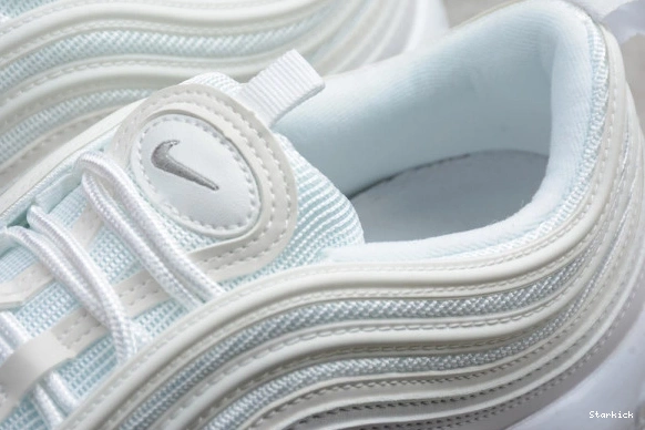 White Triple 97 Max Grey Wolf Air  921826-101 0923